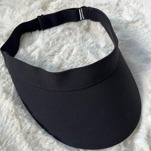 Lululemon womens Black Visor with elastic adjustable closure
